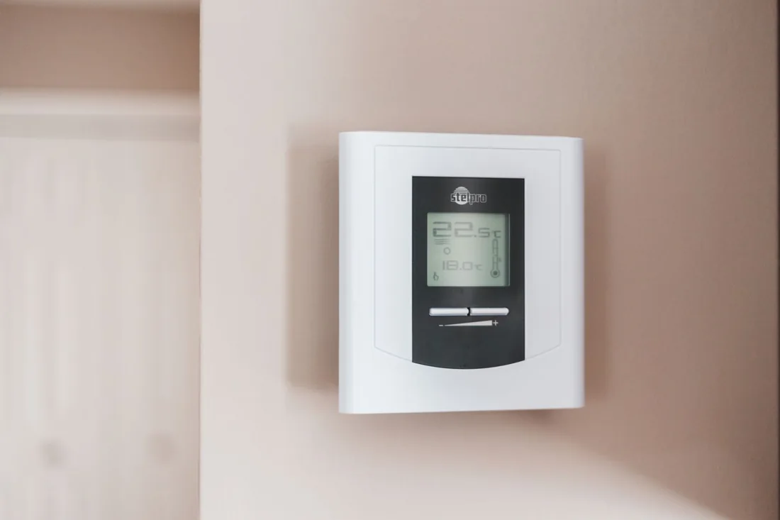 Termostato digitale a parete